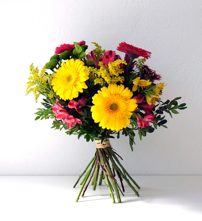 Alstroemeria y gerberas